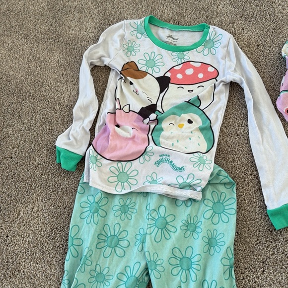 3 sets of Girls pajamas size 10 - Squishmallows and Old Navy Christmas Santa - Picture 2 of 7